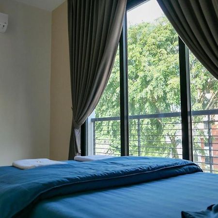 Vista Jambul - 5 Bedroom 峇六拜 外观 照片